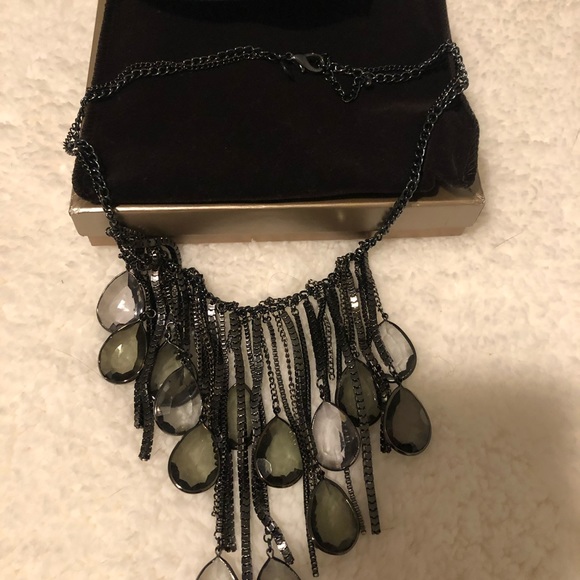 Shoshanna necklace - Picture 3 of 3